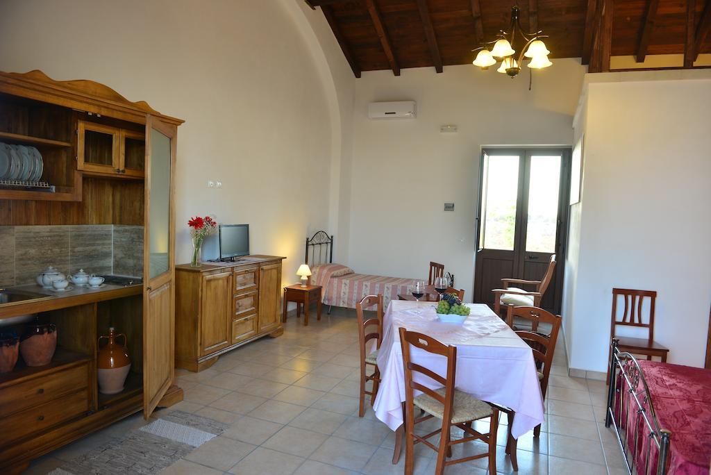 Masseria Sucea Мартано Номер фото