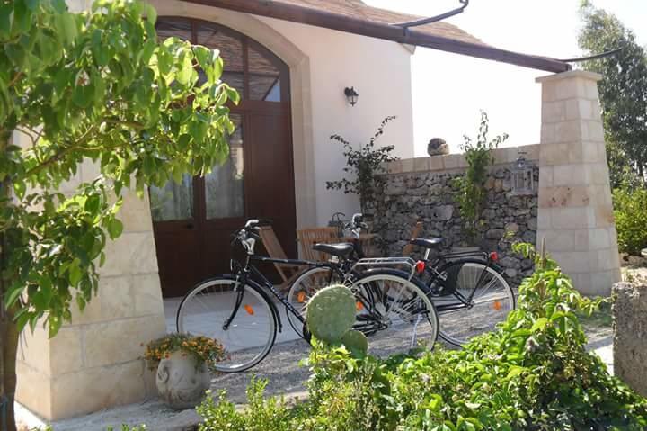 Masseria Sucea Мартано Екстер'єр фото